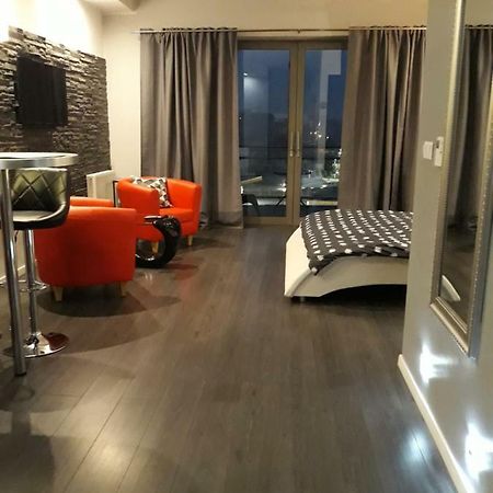 Apartament Onyx Познан Екстериор снимка
