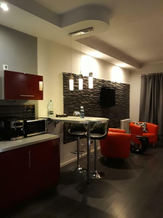 Apartament Onyx Познан Екстериор снимка